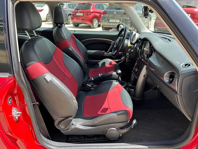 MINI COOPER 1.6 SPANISH LHD IN SPAIN 135000 MILES SUPERB LITTLE CAR 2005